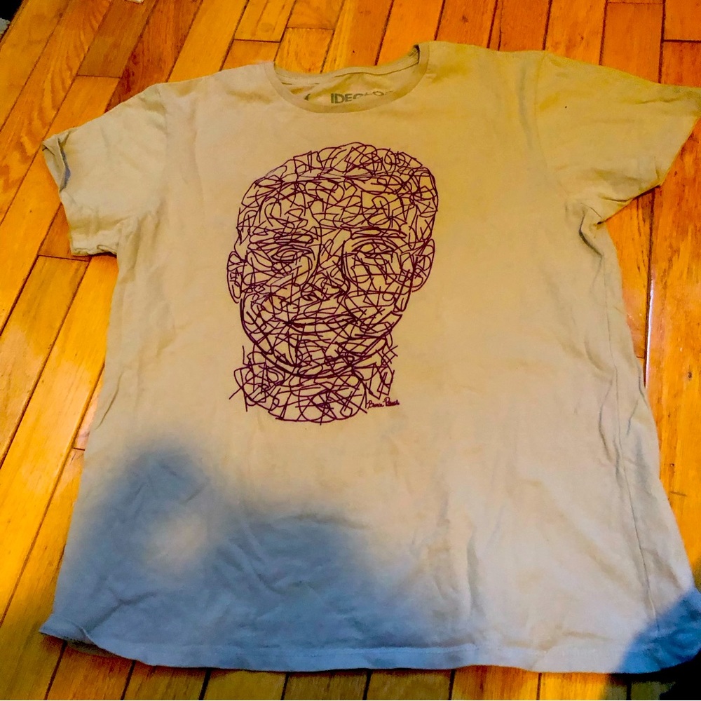 Ideologue women’s size large tshirt..gently used once or twice